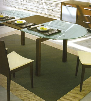 Eettafels, Douchecabines, Wastafels
